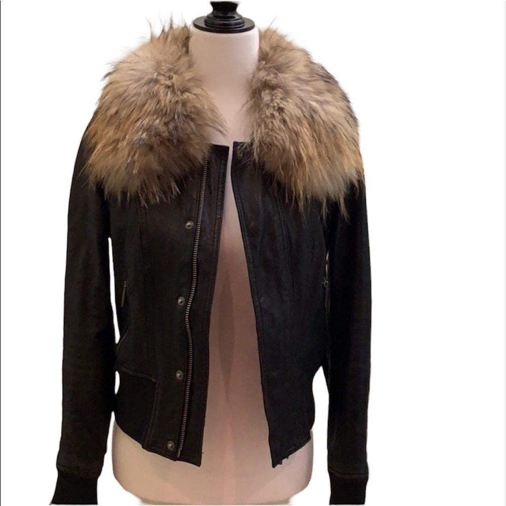 Line genuine lamb skin leather raccoon removable fur collar black bomber jacket